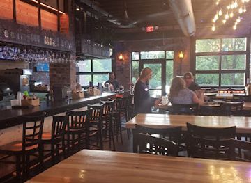 missouri/ozarks/bar/brick-house-gastropub