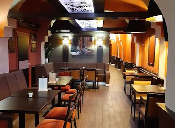 hungary/pecs/bar/spot-bar-food