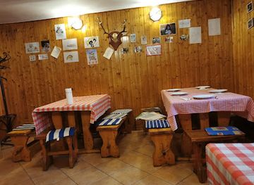 hungary/sopron-wine-region/bar/janos-pince-csaladi-kisvendeglo