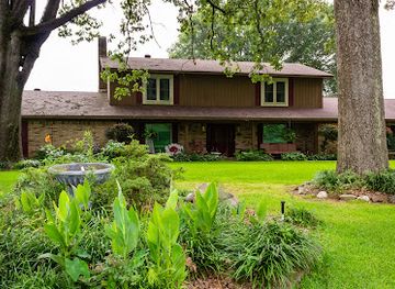 arkansas/crater-of-diamonds-state-park/bar/diamond-oaks-inn