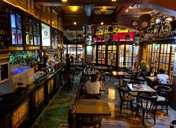 argentina/mendoza/bar/liverpool-bar