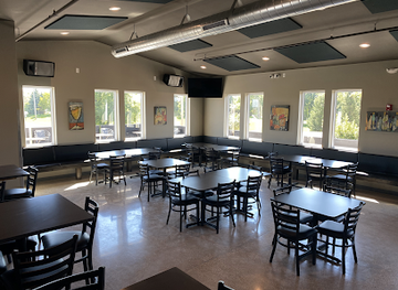 wisconsin/kettle-moraine/bar/pleasant-hill-bar-grill