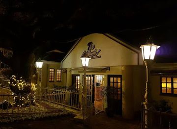 eswatini/ngwavuma-valley/bar/calabash-restaurant
