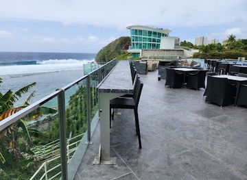 guam/agat/bar/cliff-bar-oasis