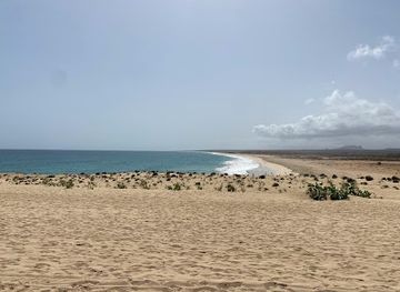 cabo-verde/praia-do-curral-velho/bar/curral-velho