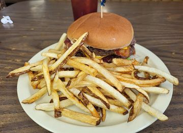 oklahoma/turner-falls-park/bar/77-grill