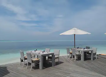 Meeru Bar