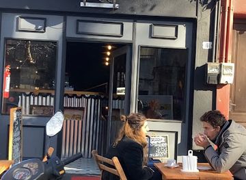 uruguay/colonia/bar/kosmos