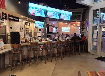 california/chula-vista/otay-ranch/bar/hurricane-grill-wings