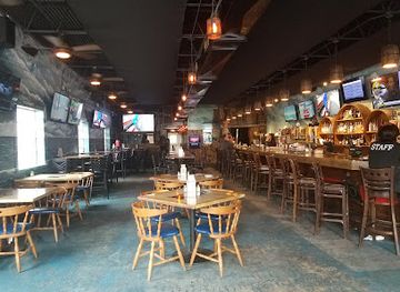 north-carolina/new-bern/bar/blackbeard-s-triple-play-restaurant-bar