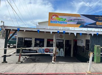 belize/northern-belize/bar/bucket-bar