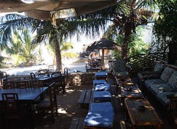madagascar/toliara/bar/blu-bar