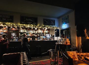 united-kingdom/west-lothian/bar/volunteer-arms-lounge-bistro