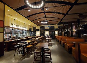 south-carolina/piedmont/bar/iron-hill-brewery-and-restaurant