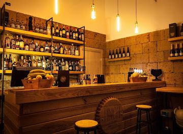 italy/palermo/castellammare/bar/finch-lounge