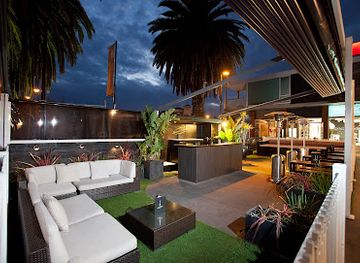australia/melbourne/st-kilda/bar/secret-garden-bar
