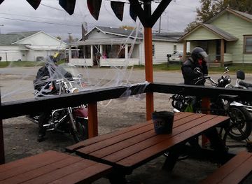 indiana/muncie/bar/walt-s-lil-triangle-muncie