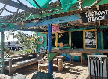 curacao/curacao-ostrich-farm/bar/tugboat-bar