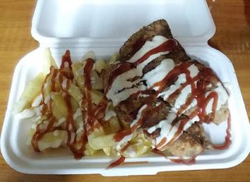 grenada/saint-andrew/bar/tawi-s-snacket-and-bar