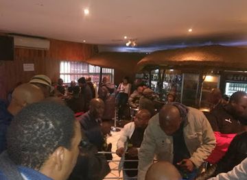 eswatini/big-bend/bar/twins-pub-n-restaurant