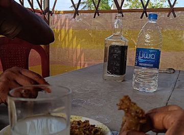 india/alleppey/bar/karikkuzhi-toddy-shop