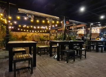 philippines/baguio/burnham-park/bar/lockdown-bar