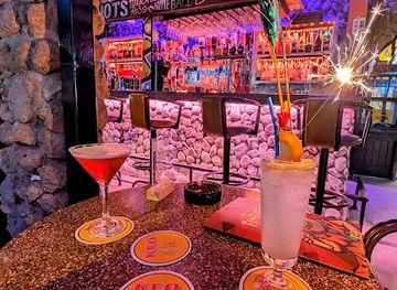 cyprus/paphos/bar/flintstones