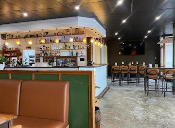 new-zealand/taranaki/bar/hot-fridays-bar-eatery