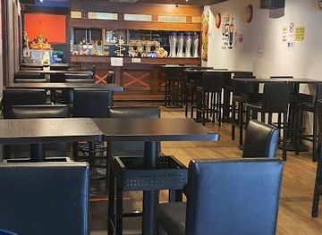 singapore/geylang/bar/paramount-music-lounge