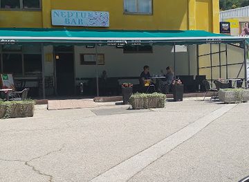 slovenia/izola/bar/neptun-bar