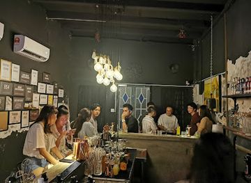 malaysia/penang-island/bar/cocktails-shots