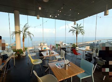 japan/hitachi/bar/sea-birds-cafe