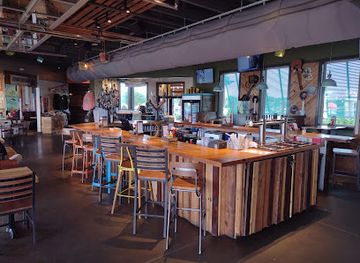 delaware/middletown/bar/crooked-hammock-brewery