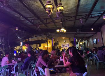 philippines/calabarzon/bar/tresto-pub