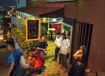 colombia/manizales/bar/plug-and-play-manizales