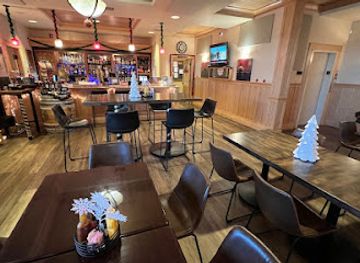 colorado/montrose/bar/tavern-at-cobble-creek