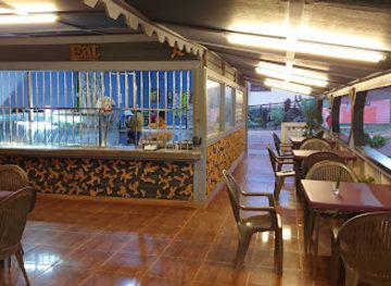guyana/upper-demerara-berbice/bar/m-d-travellers-resturant-and-bar