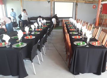 eswatini/lowveld/bar/ron-deh-voo