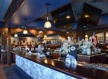 wisconsin/lake-geneva/bar/lake-city-social