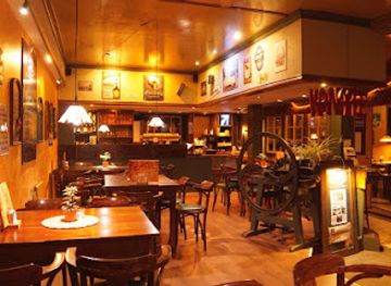 germany/weser-uplands/bar/kanapee-restaurant-kneipe-mit-saal