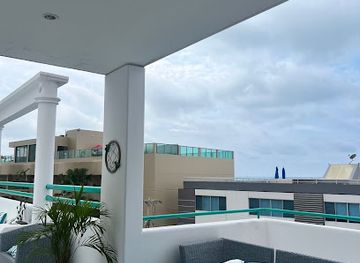 ecuador/salinas/bar/dimare-rooftop