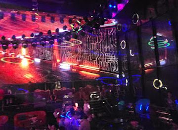 vietnam/ho-chi-minh-city/district-10/bar/racing-beer-club