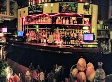 california/costa-mesa/bar/pie-society-bar