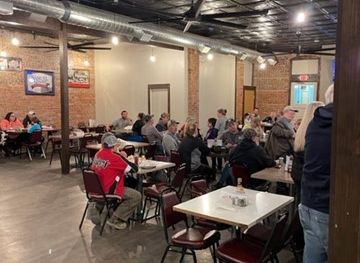 nebraska/indian-cave-state-park/bar/mal-s-bar-grill