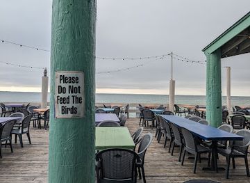 texas/padre-island-national-seashore/bar/louie-s-backyard