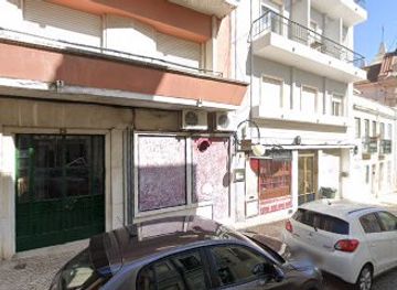 portugal/lisbon-coast/bar/bar-a-parodia