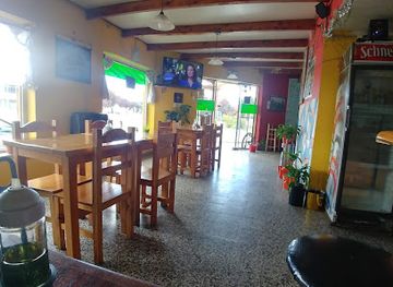 argentina/los-andes/bar/juanito-resto-bar