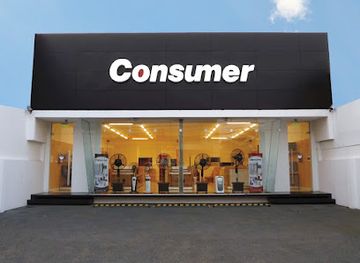 paraguay/neembucu-marshes/bar/consumer