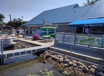 indiana/pokagon-state-park/bar/the-waterfront-bistro