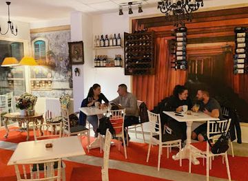 romania/brasov/tractorul/bar/epoque-by-elissa-wines